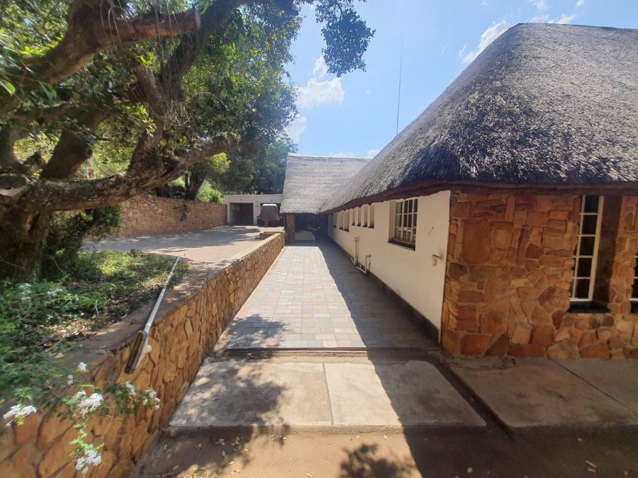 Commercial Property for Sale in Hartbeespoort Rural North West